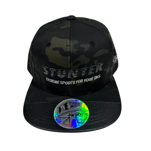 STUNTER WORLD "RED FLAG CONNOISSEUR" Silicone Brim Tip Snapback (Night Camo)